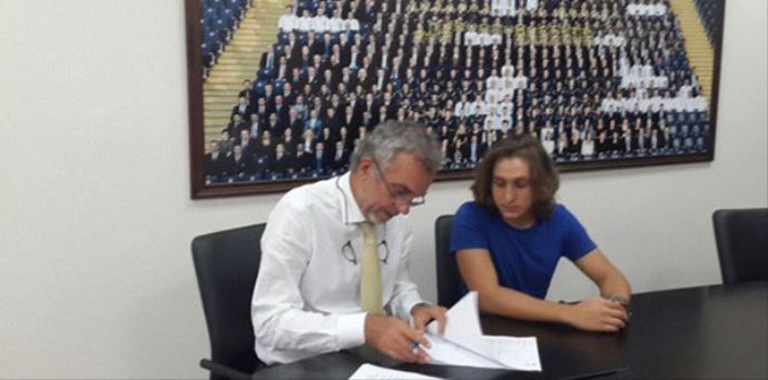 Fenerbahçe, yeni Tuncay'ını buldu! 5 yıllık imza Fenerbahçe, yeni Tuncay'ını buldu! 5 yıllık imza