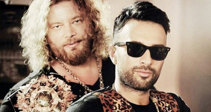 Tarkan'ın yeni şarkısı Hop de rekora koşuyor Tarkan'ın yeni şarkısı Hop de rekora koşuyor