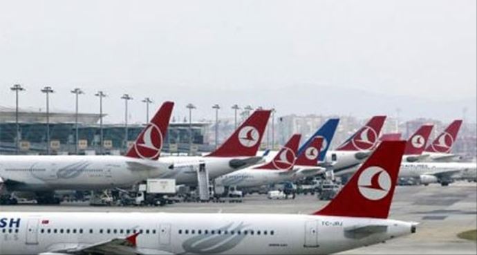Atatürk Havalimanı'nda kaos bitmek bilmiyor