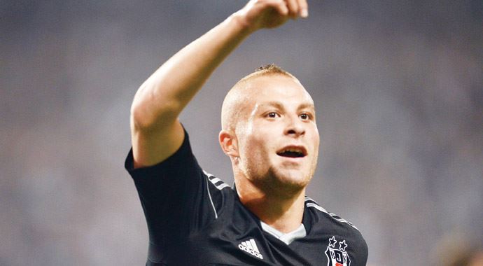 Gökhan Töre 5 yıl daha Beşiktaş'ta, işte alacağı ücret