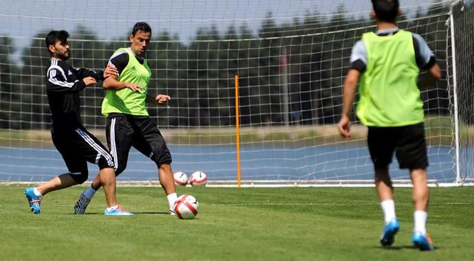 Gaziantep Büyükşehir Belediyespor, Balıkesirspor'a bileniyor Gaziantep Büyükşehir Belediyespor, Balıkesirspor'a bileniyor