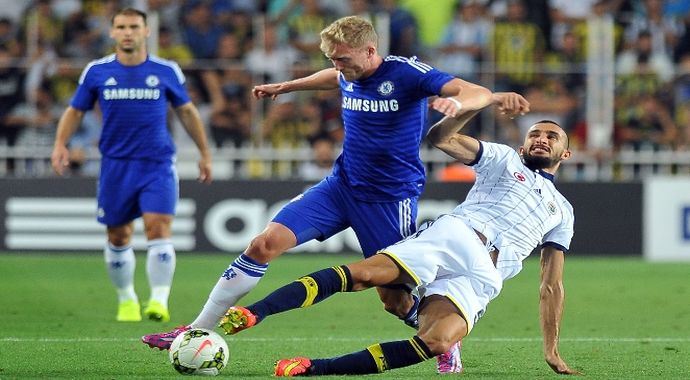 Fenerbahçe'ye ikinci darbe: 2-0 Fenerbahçe'ye ikinci darbe: 2-0