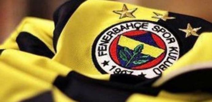 Fenerbahçe'de 1 yıllık imza! Fenerbahçe'de 1 yıllık imza!