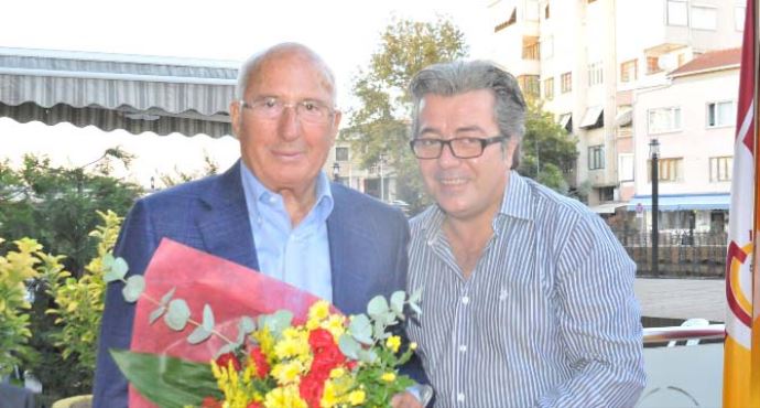 Ergun Gürsoy'dan Melo'ya: Hak etmiştir Ergun Gürsoy'dan Melo'ya: Hak etmiştir