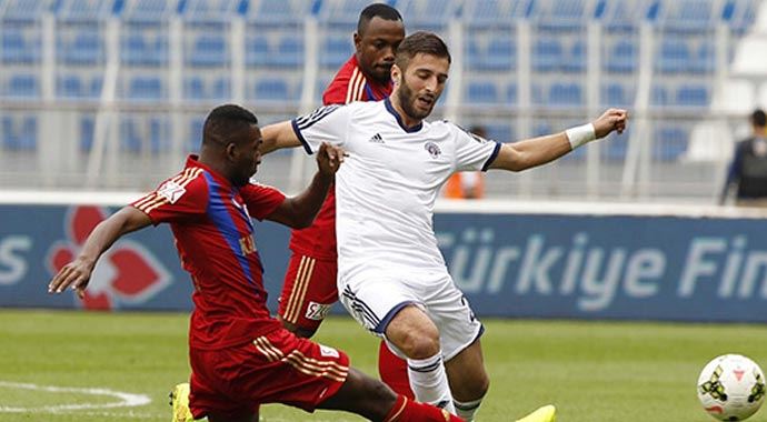 Kasımpaşa siftah yaptı, Süper Lig'de ilk galibiyetini aldı Kasımpaşa siftah yaptı, Süper Lig'de ilk galibiyetini aldı