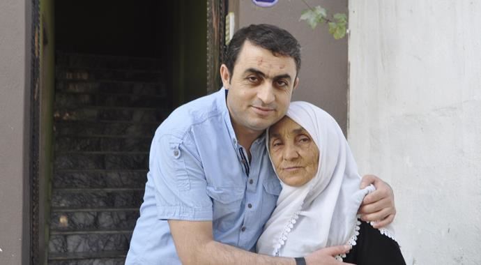 IŞİD'den kurtarılan rehine konuştu: Kulaklarımın hala çınlıyor IŞİD'den kurtarılan rehine konuştu: Kulaklarımın hala çınlıyor
