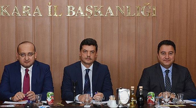 AK Parti'de istişare yemeği düzenlendi AK Parti'de istişare yemeği düzenlendi