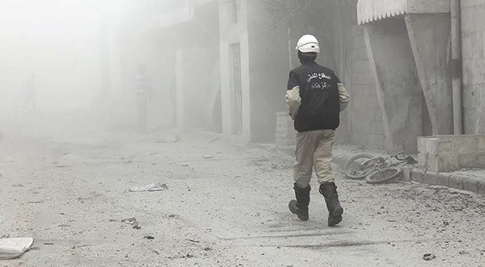 Suriye'de zehirli gazla saldırı! 7 kişi öldü Suriye'de zehirli gazla saldırı! 7 kişi öldü