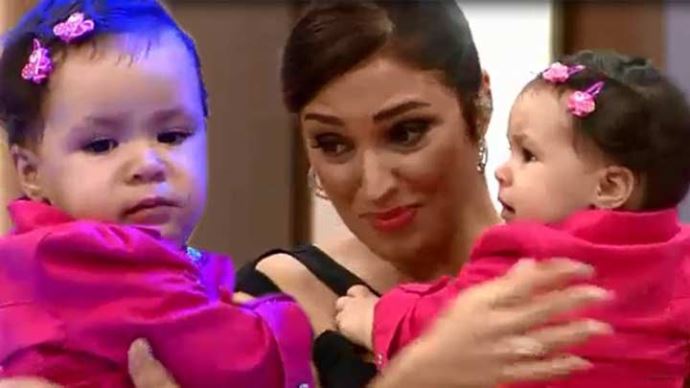 Zuhal Topal, kızını görünce gözyaşlarını tutamadı Zuhal Topal, kızını görünce gözyaşlarını tutamadı