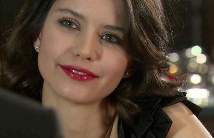 Beren Saat&#039;in ilginç notu