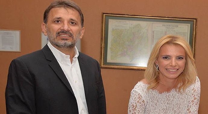 Sürpriz nikahla evlendi Sürpriz nikahla evlendi