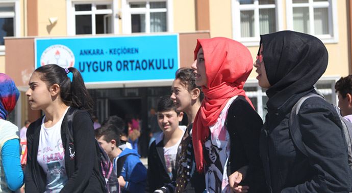 Başörtüsüne büyük destek Başörtüsüne büyük destek
