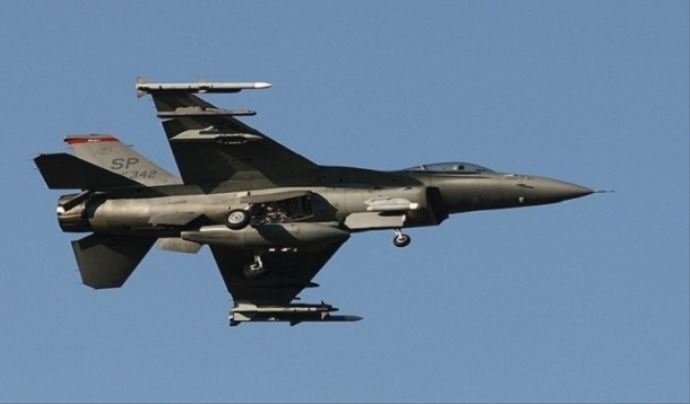 Danimarka IŞİD'e karşı 7 F-16 görevlendirecek Danimarka IŞİD'e karşı 7 F-16 görevlendirecek