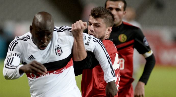 Denizli&#039;den Demba Ba için çarpıcı yorum! &quot;Burak bile...&quot;