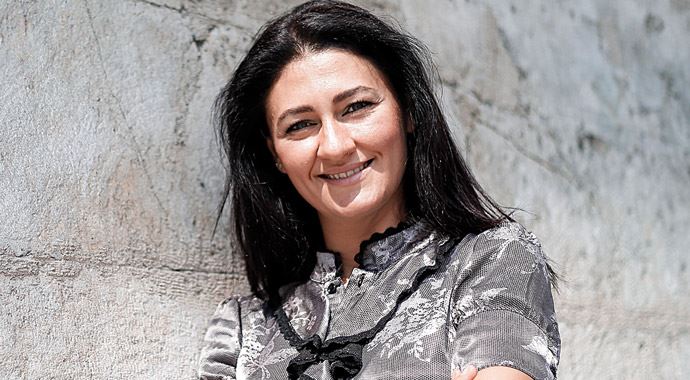 Elif Sümbül Sert: Kilolarım sayesinde iş buldum Elif Sümbül Sert: Kilolarım sayesinde iş buldum