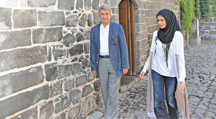 Barış için atlayacak
