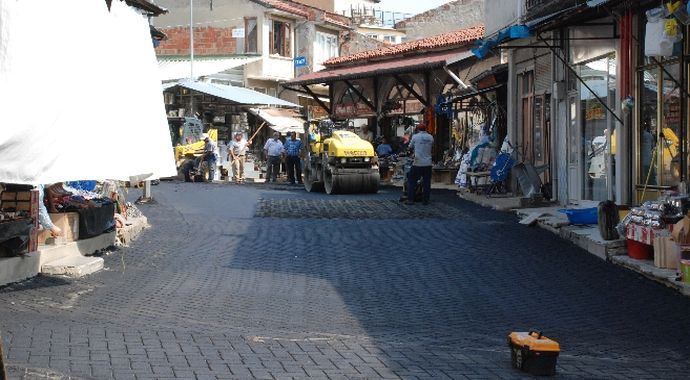 Bir gecede 14 iş yerini soydular Bir gecede 14 iş yerini soydular