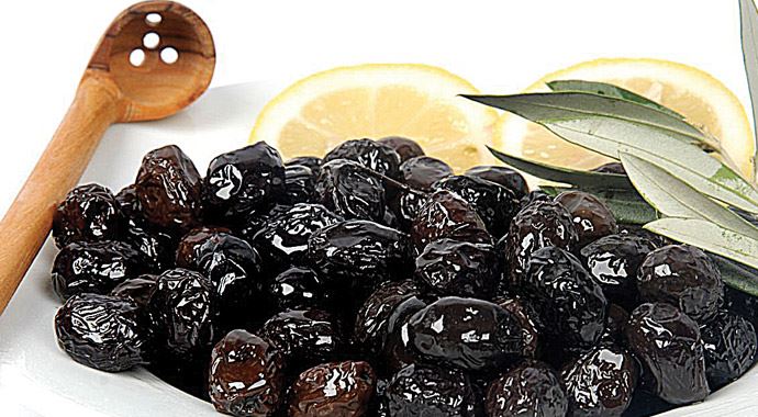 Zeytin ve salçaya tuz ayarı Zeytin ve salçaya tuz ayarı