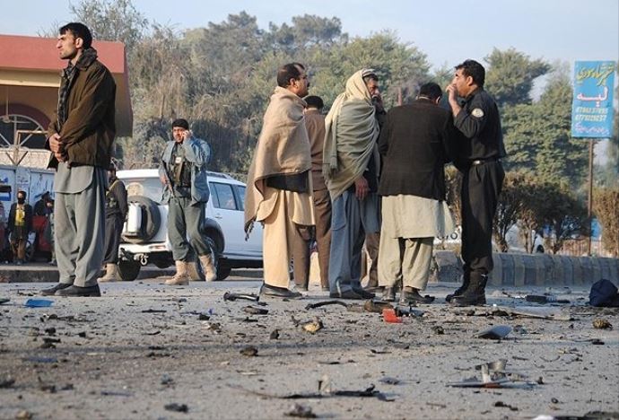 Afganistan'da roketli saldırı: 20 ölü Afganistan'da roketli saldırı: 20 ölü