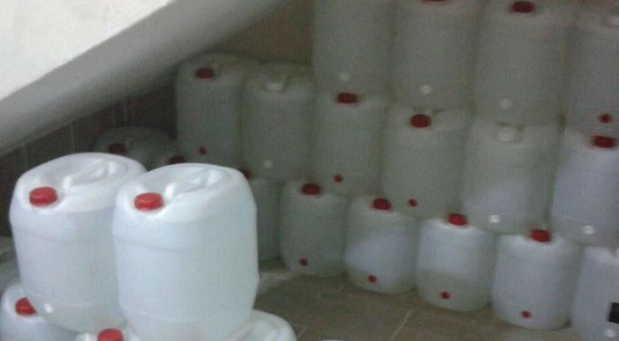 2 buçuk ton sahte rakı ele geçirldi