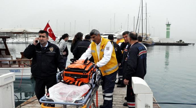 Teknesine binerken suya düşüp öldü