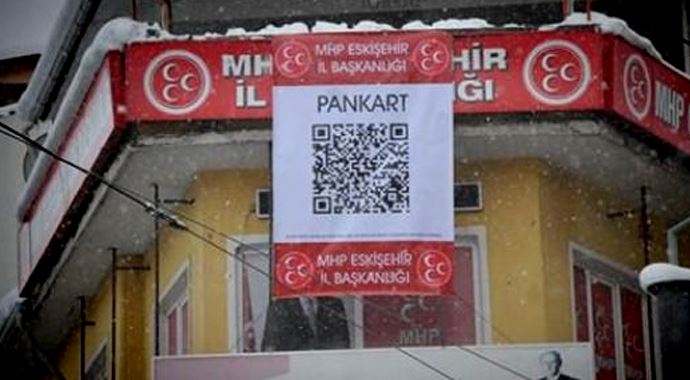 MHP'den ilginç pankart MHP'den ilginç pankart