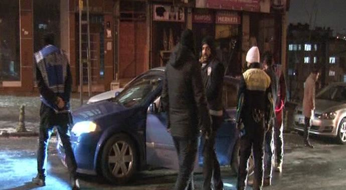 İstanbul'da 460 polisle dev operasyon İstanbul'da 460 polisle dev operasyon
