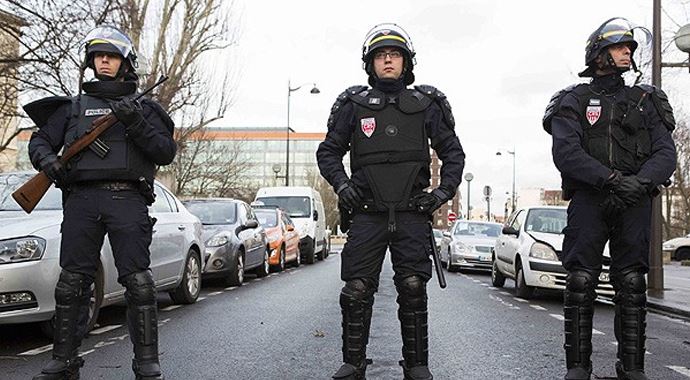 Fransa büyük yürüyüşe hazırlanıyor... Fransa büyük yürüyüşe hazırlanıyor...