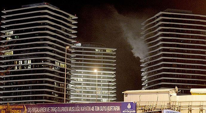 Zorlu Center'dan yangın açıklaması Zorlu Center'dan yangın açıklaması