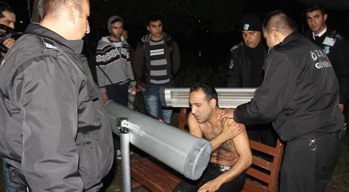 İntihar eden adamı özel güvenlikçiler kurtardı İntihar eden adamı özel güvenlikçiler kurtardı