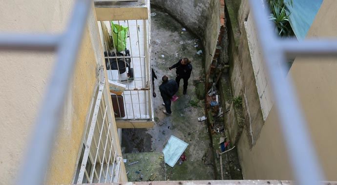İzmir'de vahşet! Herkes oyuncak bebek sandı ama...