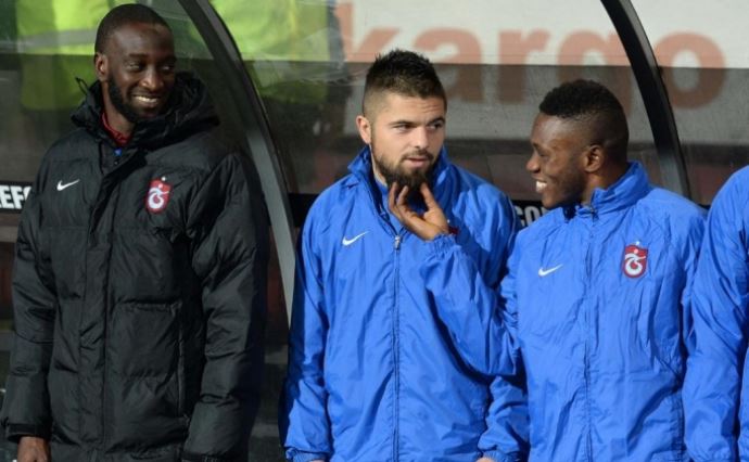 Yanal istemedi, UEFA engelledi Yanal istemedi, UEFA engelledi