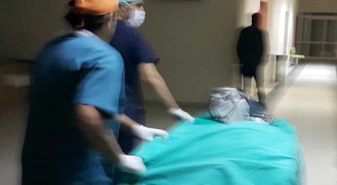 Baba - oğul birbirini bıçakladı, biri öldü diğeri yaralı