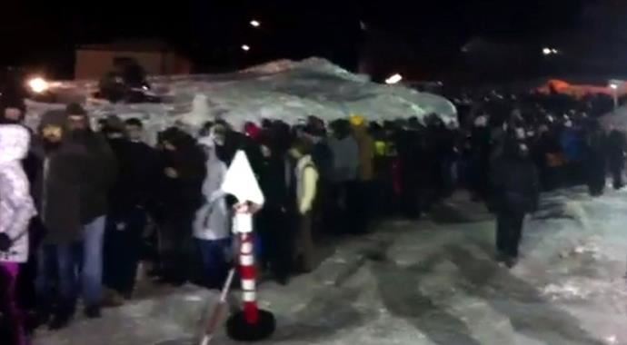 Uludağ'da teleferikteki çilesi, 2 kilometre kuyruk var