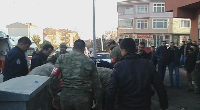 Çarşı iznine çıkan asker uyuşturucudan hastanelik oldu Çarşı iznine çıkan asker uyuşturucudan hastanelik oldu
