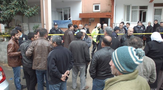 Antalya&#039;da boşandığı eşini öldüren adam daha sonra intihar etti