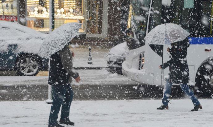 İstanbul&#039;da yarın okullar tatil mi? (13 Ocak Ankara ve İstanbul&#039;da OKULLAR TATİL Mİ)