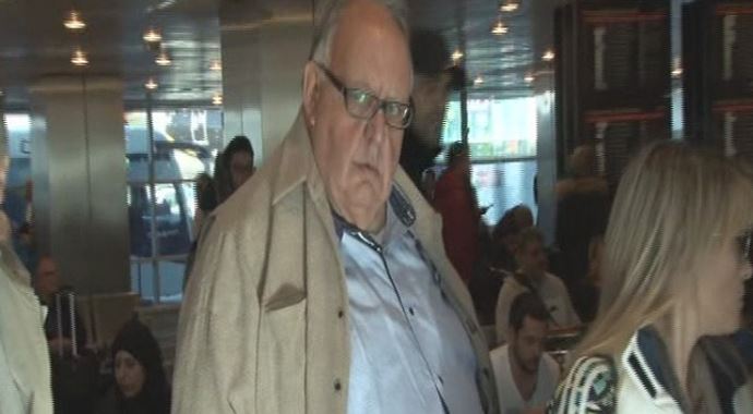 Theodoros Pangalos normal salonu seçti Theodoros Pangalos normal salonu seçti