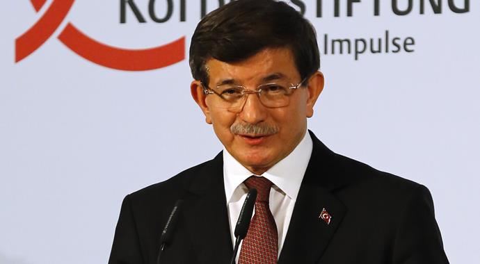 'Paris yürüyüşü '3 depreme' verilen tepkiydi' 'Paris yürüyüşü '3 depreme' verilen tepkiydi'