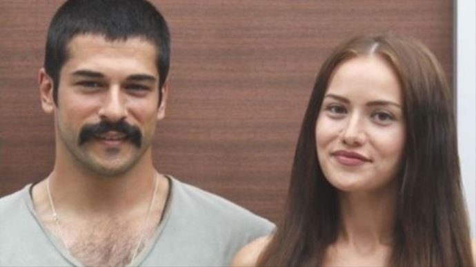 Fahriye Evcen ve Burak Özçivit ilk kez böyle görüntülendi