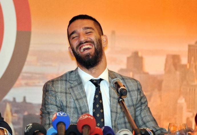İspanya'da gündem Arda Turan İspanya'da gündem Arda Turan