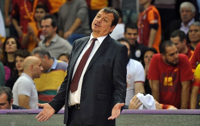 Ergin Ataman Sırbistan'a gidecek mi ? Ergin Ataman Sırbistan'a gidecek mi ?
