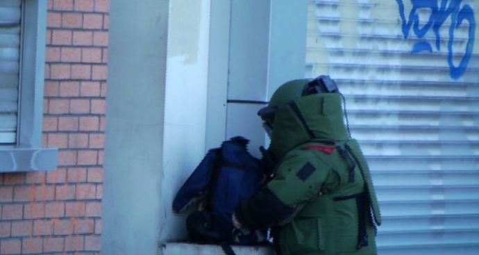 Kadıköy'de bomba alarmı Kadıköy'de bomba alarmı