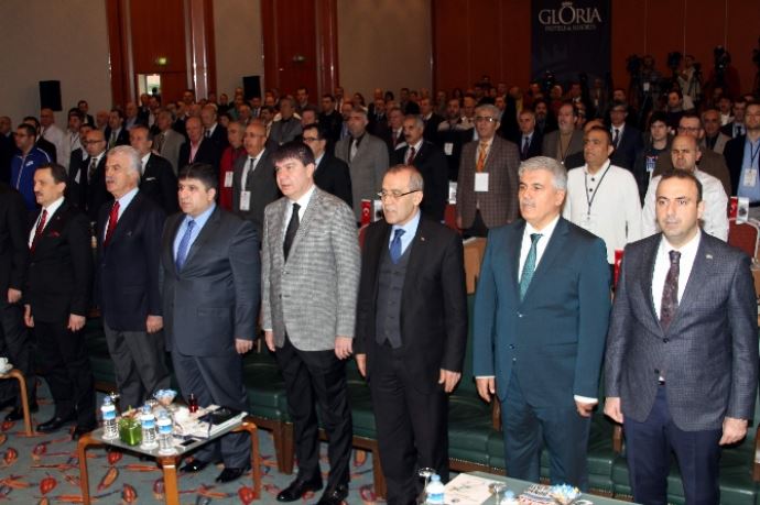 'Sporun Zirvesi' bir araya geldi 'Sporun Zirvesi' bir araya geldi
