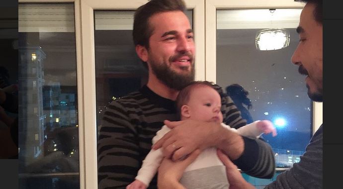 Engin Altan Düzyatan&#039;dan şaşırtan fotoğraf!