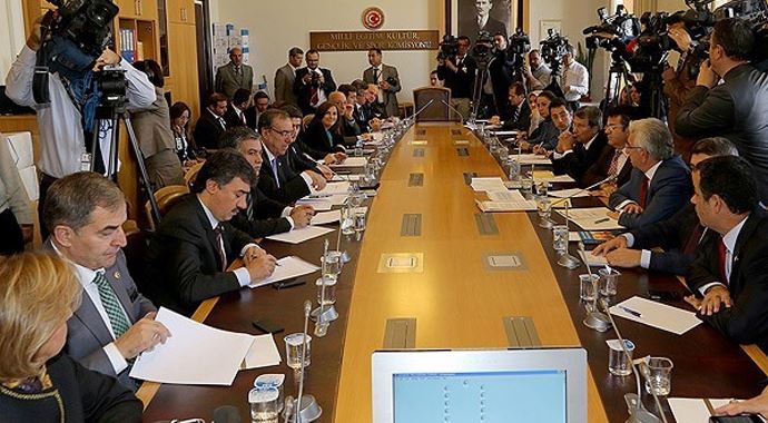 Türkiye'nin resmi arması belirleniyor Türkiye'nin resmi arması belirleniyor