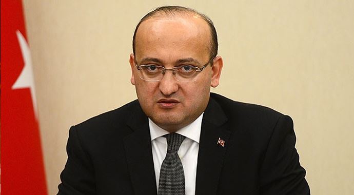 Yalçın Akdoğan'dan o karikatüre sert tepki Yalçın Akdoğan'dan o karikatüre sert tepki