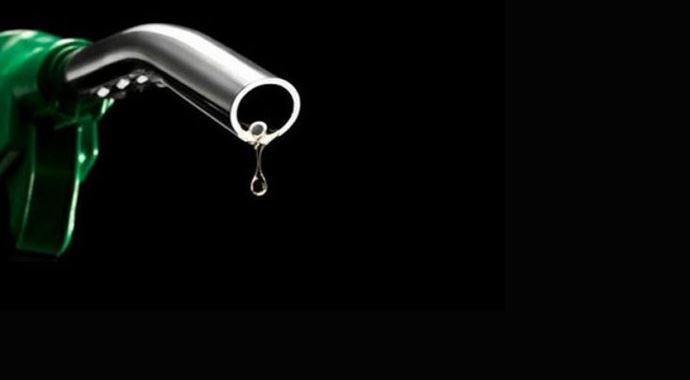 Benzine indirim üstüne indirim geldi!