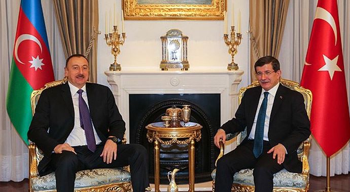 Davutoğlu Azerbaycan Cumhurbaşkanı ile görüştü Davutoğlu Azerbaycan Cumhurbaşkanı ile görüştü