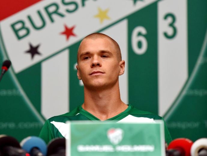 Samuel Holmen şans istiyor Samuel Holmen şans istiyor